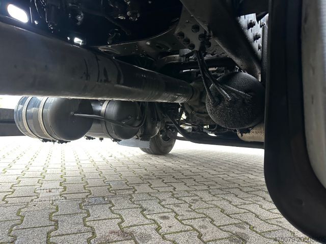 Garbage truck MAN TGS 26.320 / Faun Rotopress