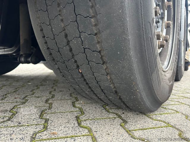 Garbage truck MAN TGS 26.320 / Faun Rotopress