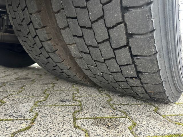 Garbage truck MAN TGS 26.320 / Faun Rotopress