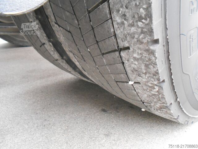 стандартен влекач Iveco STRALIS XP 510 - ABARTH EDITION