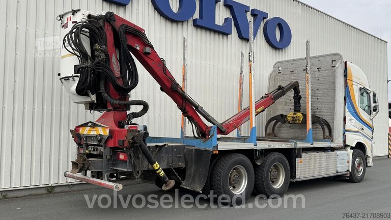 Транспортер для перевезення лісоматеріалів Volvo FH16