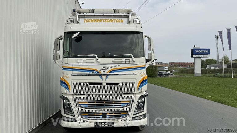 Транспортер для перевезення лісоматеріалів Volvo FH16