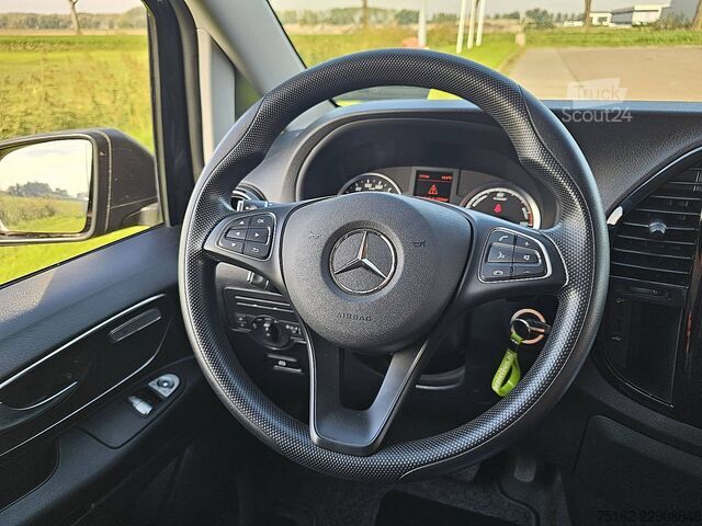  MERCEDES-BENZ EVITO L2 Bumpers-Kleur 66kWh 280KM WLTP Airco A...