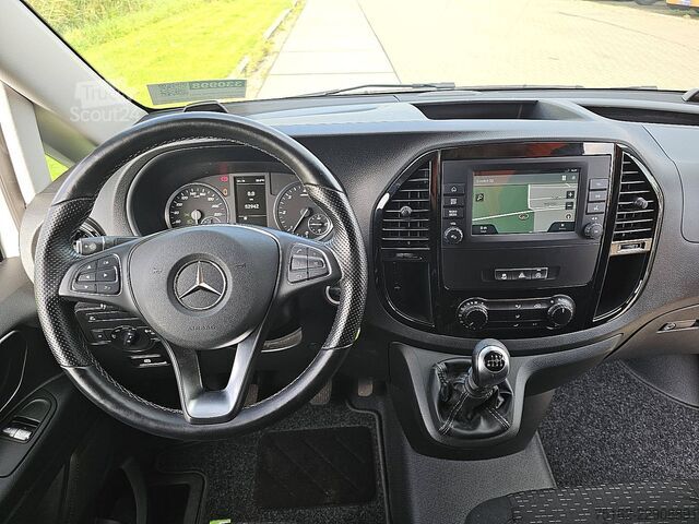 Στέισον βάγκον με ψηλή οροφή MERCEDES-BENZ VITO 110 L2 Carplay Euro6 AC!