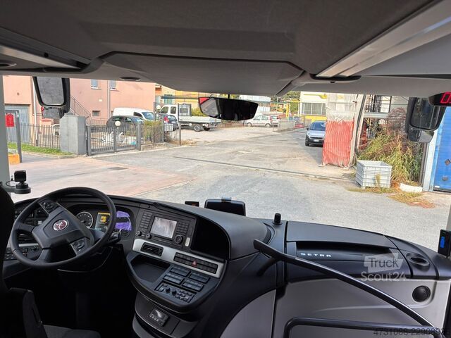 حافلة ذات طابقين Setra 531