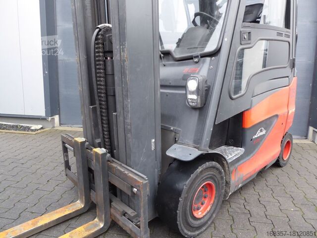 Čelný vysokozdvižný vozík Linde E25H-01/600