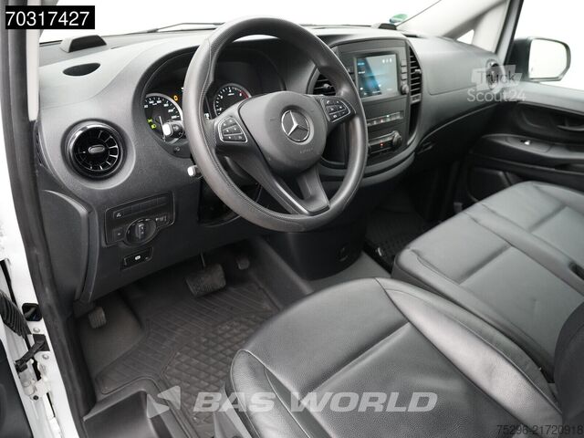 Комби с висок покрив Mercedes Vito 114 Automaat L2H1 Airco Cruise Camera Park...