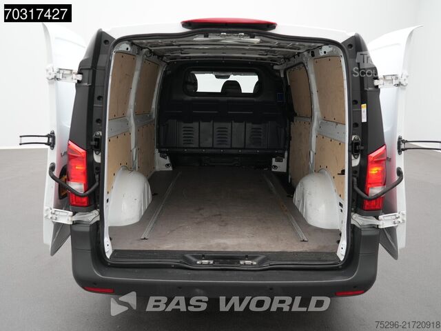 Комби с висок покрив Mercedes Vito 114 Automaat L2H1 Airco Cruise Camera Park...