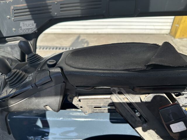 можливий навантажувач Linde Е 35 HL -01