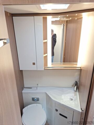 Half-integraal camper BÜRSTNER Lyseo TD 736 Tageszulassung! 22.680 Euro sparen!