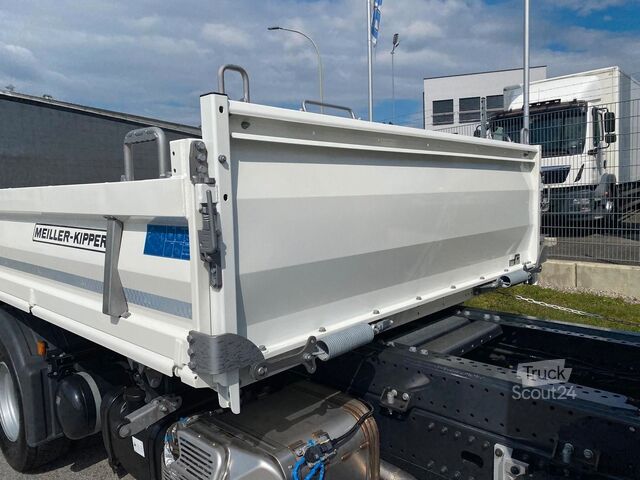 Trostrani kiperski kamion MAN TGL 12.250 BL / Kipper/Klima/3-Sitzer/ NL6,6To
