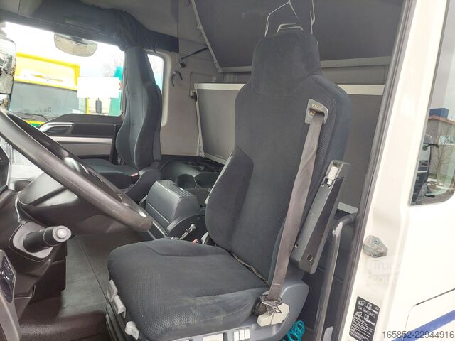 MAN TGX 35.440  Silo 24000 L  8x4 Lift+Lenk (5) feed truck MAN TGX 35.440  Silo 24000 L  8x4 Lift+Lenk (5)