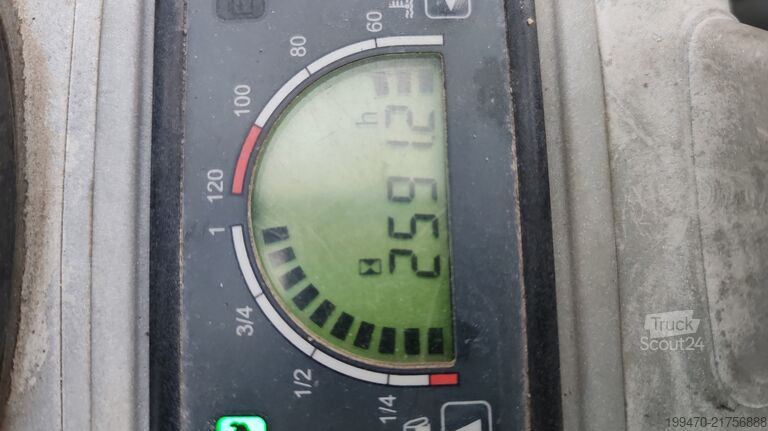 Minikaivukone < 7t Wacker Neuson EZ28 with 3 excavator buckets