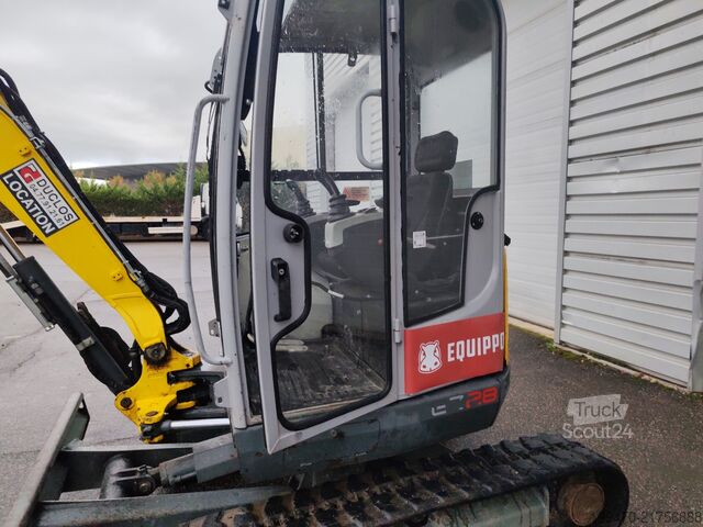 Minikaivukone < 7t Wacker Neuson EZ28 with 3 excavator buckets