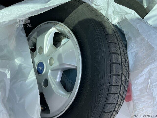 Kleinbus Ford Tourneo Custom 2.0 TDCi 310 L2 Titanium Navi+BC