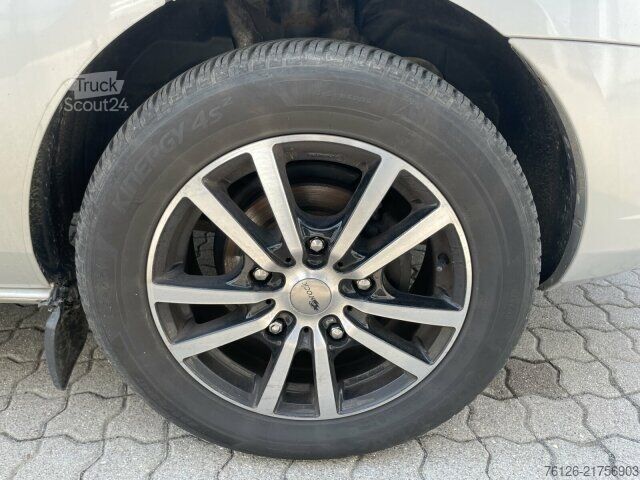 Kleinbus Ford Tourneo Custom 2.0 TDCi 310 L2 Titanium Navi+BC