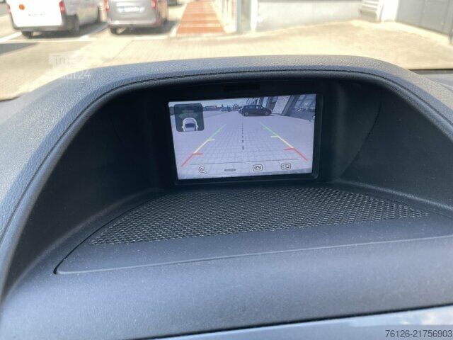 Kleinbus Ford Tourneo Custom 2.0 TDCi 310 L2 Titanium Navi+BC