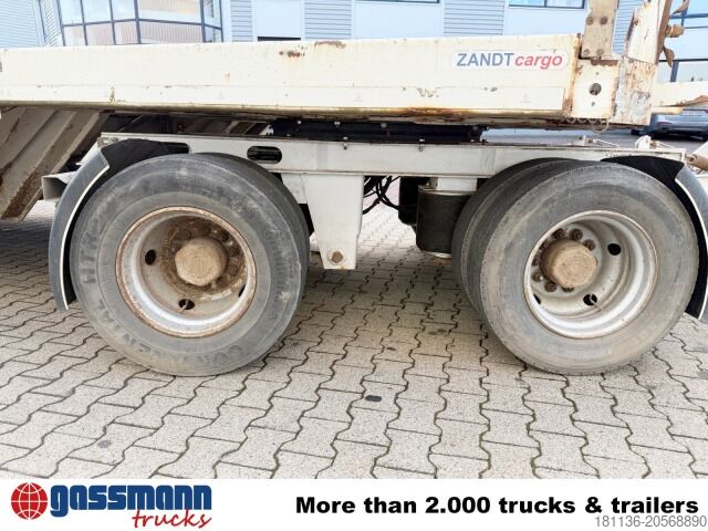 Tieflader Anhänger  AT 400, Verbr. auf 3m, Radmulden, hydr. Rampen