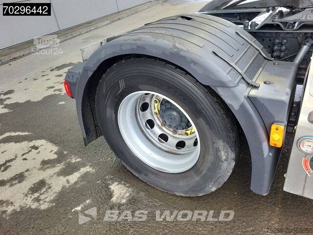 Standaard trekker Iveco S-Way 460 S-Way 4X2 LNG! Retarder 2X Tanks