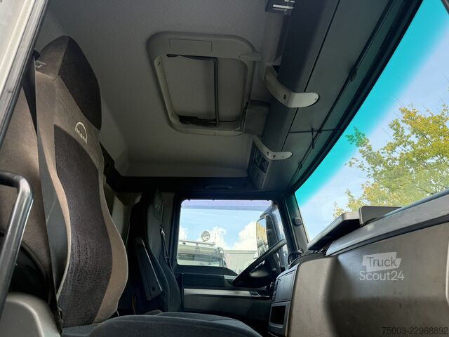 Gru montata su autocarro MAN TGS 26.400 Kipper Kran Palfinger PK 18002