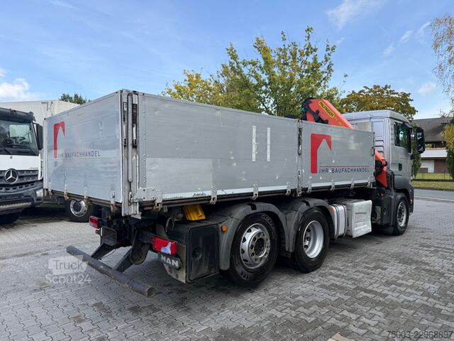 Camion ribaltabile trilaterale MAN TGS 26.400 Kipper Kran Palfinger PK 18002