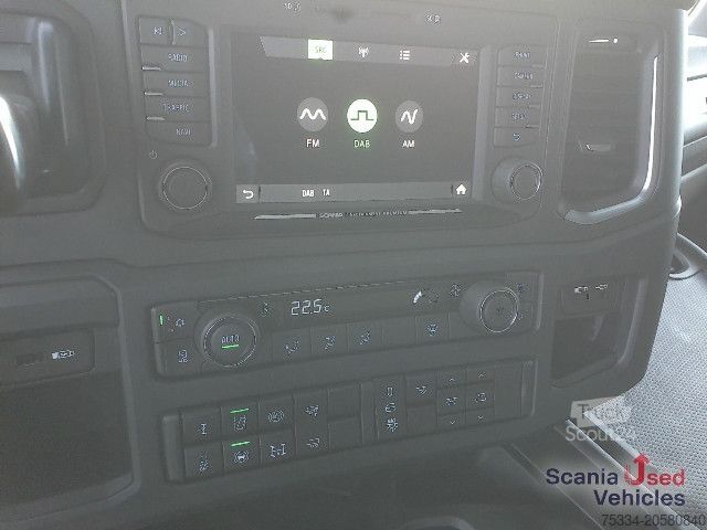 Standardowy ciągnik siodłowy Scania R 460 A4x2NA