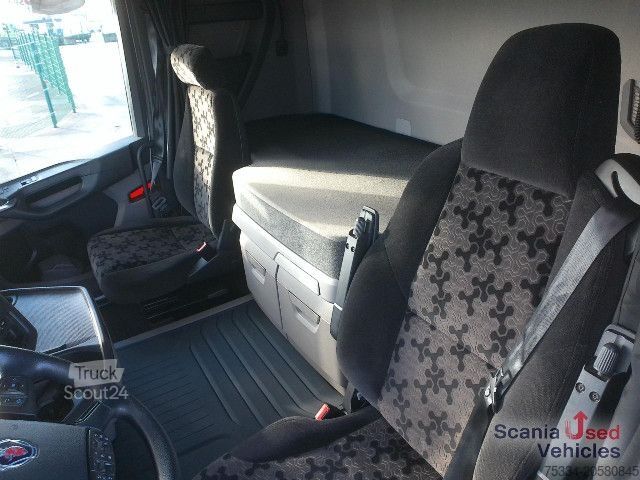 Gevaarlijke stoffen vrachtwagen Scania R 460 A4x2NA