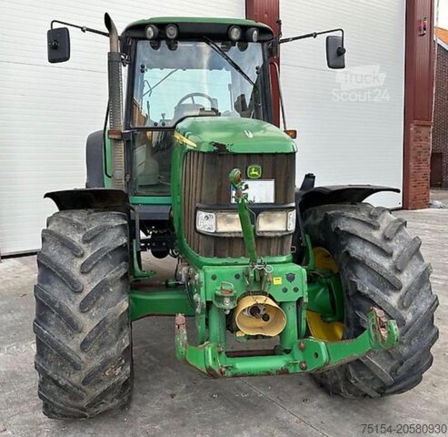 Traktor John Deere 6920