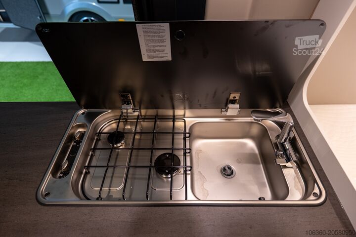 SUNLIGHT CLIFF 540 ADVENTURE MINI VAN z WC-jem. Novo SUNLIGHT CLIFF 540 ADVENTURE