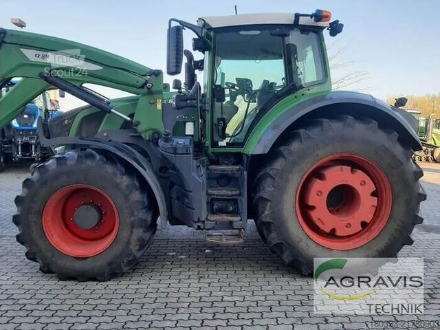 Traktor Fendt 828 VARIO S4