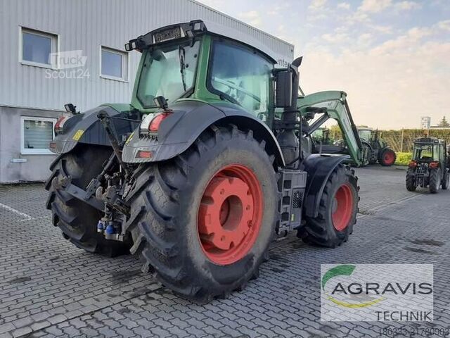 Traktor Fendt 828 VARIO S4
