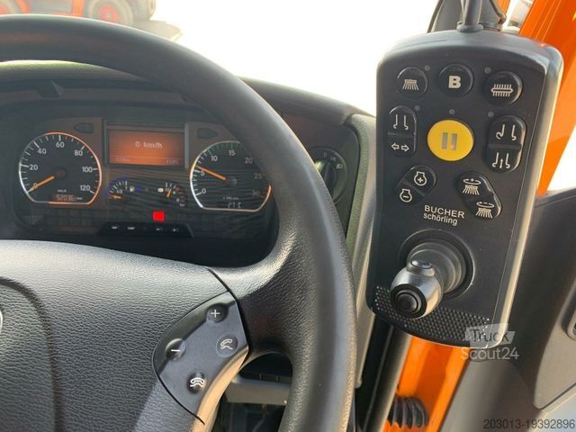 Road sweeper MERCEDES-BENZ Atego Kehrmaschine BUCHER CITYFANT 5000