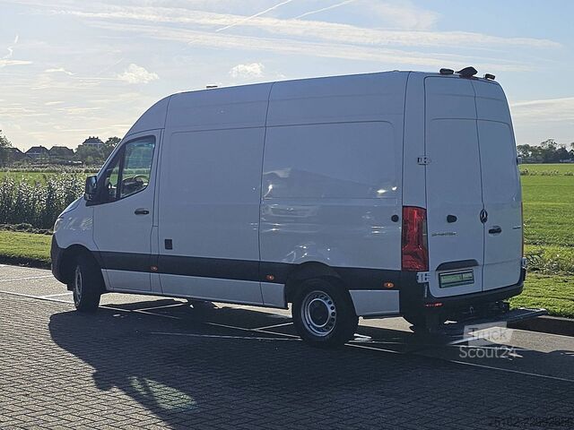 MERCEDES-BENZ SPRINTER 316 L2H2 RWD 3,5 t Attelage de remorque Mbux Navi Caméra Aménagement fourgon  MERCEDES-BENZ SPRINTER 316 L2H2 RWD 3.5t-Trekhaak Mbux Navi C...
