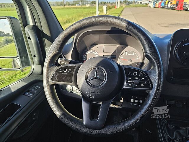 MERCEDES-BENZ SPRINTER 316 L2H2 RWD 3,5 t Attelage de remorque Mbux Navi Caméra Aménagement fourgon  MERCEDES-BENZ SPRINTER 316 L2H2 RWD 3.5t-Trekhaak Mbux Navi C...