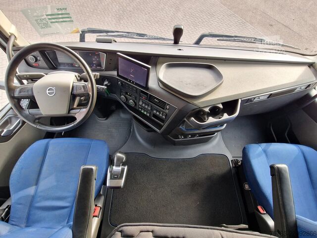 Volvo FH 13.500 Globetrotter XL 6x2 - Retarder - 3,20 m akselavstand - Full luftfjæring Volvo FH 13.500 Globetrotter XL 6x2 - Retarder - 3.20...