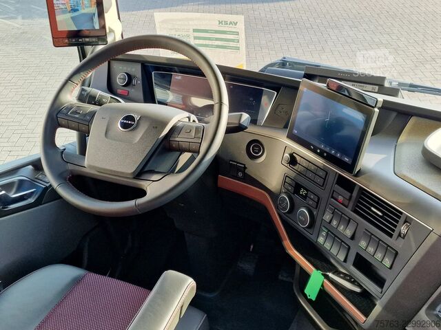 Volvo FH 16.700 Globetrotter 4x2 - YENİ - Retarder - I parkcool - Alaşım jantlar - Ayna kameraları - Volvo FH 16.700 Globetrotter 4x2 - NEW - Retarder - I...