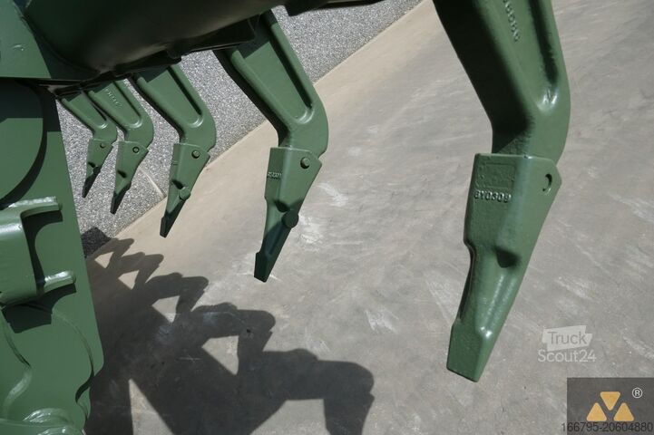 Greyder Caterpillar 130G Ex-army