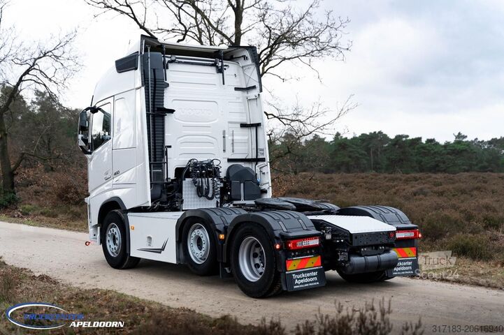 Standard tractor Volvo FH 460 6x2, 593.900 km