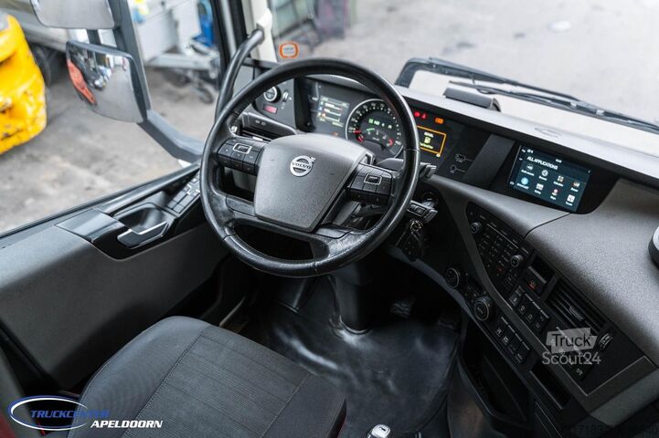 Standard tractor Volvo FH 460 6x2, 593.900 km