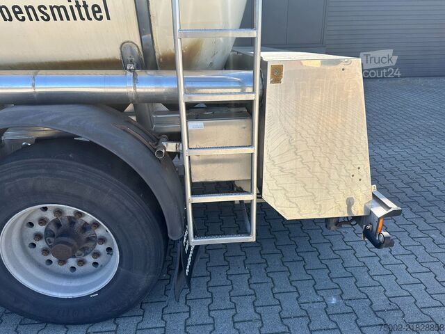 Nádrž Feldbinder FOOD / 33.500L / 2-COMP / LIFTAXLE / PUMP / ALCOA