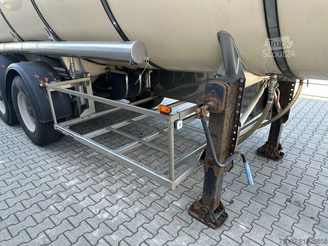 Nádrž Feldbinder FOOD / 33.500L / 2-COMP / LIFTAXLE / PUMP / ALCOA
