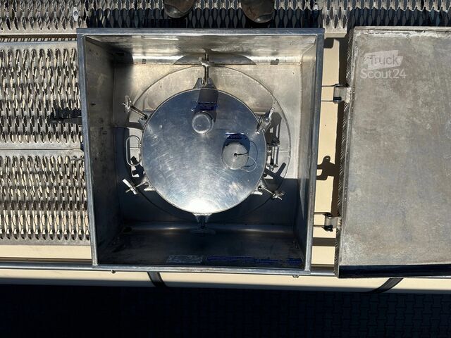 Nádrž Feldbinder FOOD / 33.500L / 2-COMP / LIFTAXLE / PUMP / ALCOA