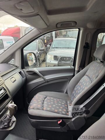 Furgão de painéis Mercedes-Benz Vito **111CDI**