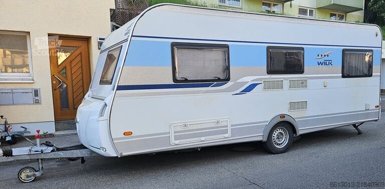 Caravan Wilk Wilk 490/500