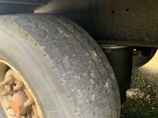 Auflieger mit Pritsche & Plane KÖGEL SN Standard Joloda_ Rungentaschen_ BPW_ Hubdach