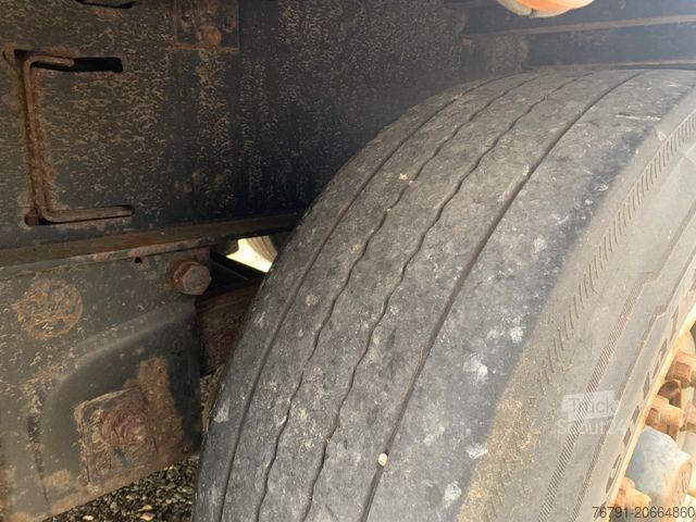 Auflieger mit Pritsche & Plane KÖGEL SN Standard Joloda_ Rungentaschen_ BPW_ Hubdach