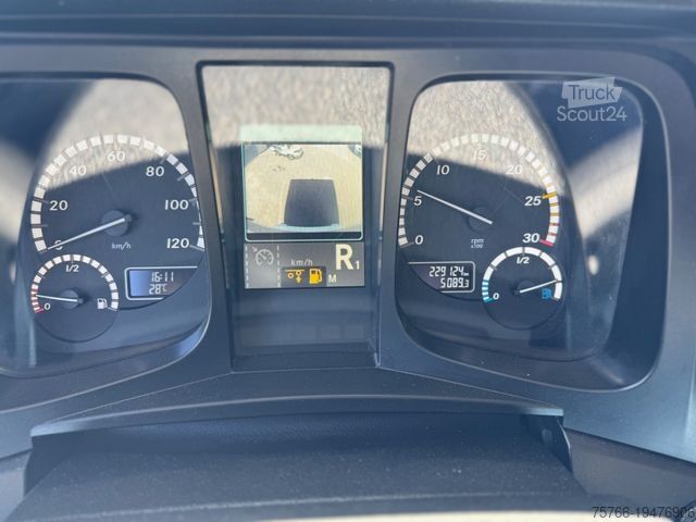 Вантажівка для напоїв MERCEDES-BENZ ANTOS 2535 / 2 x AHK / LBW / LENKACHSE / 20 PAL