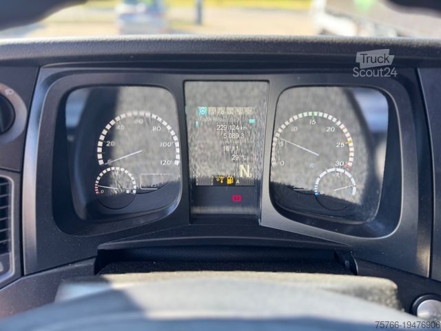 Вантажівка для напоїв MERCEDES-BENZ ANTOS 2535 / 2 x AHK / LBW / LENKACHSE / 20 PAL