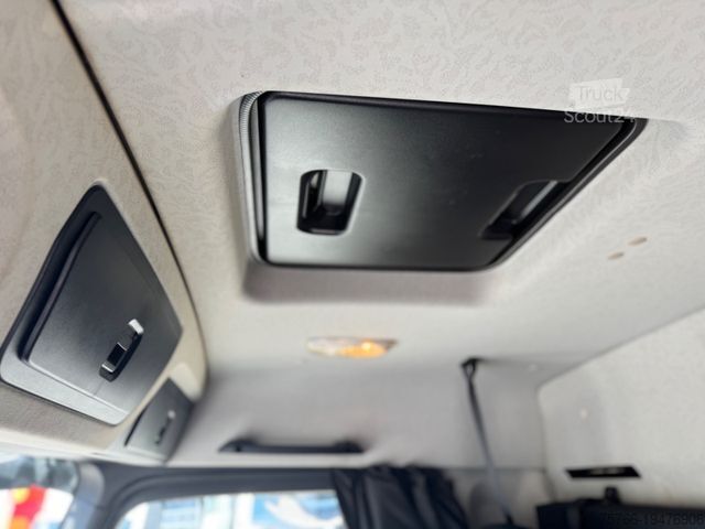 Вантажівка для напоїв MERCEDES-BENZ ANTOS 2535 / 2 x AHK / LBW / LENKACHSE / 20 PAL