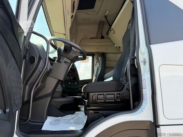 Tracteur routier standard Iveco s-.way 480